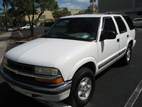 2001 chevrolet blazer ls sport utility 4-door 4.3l