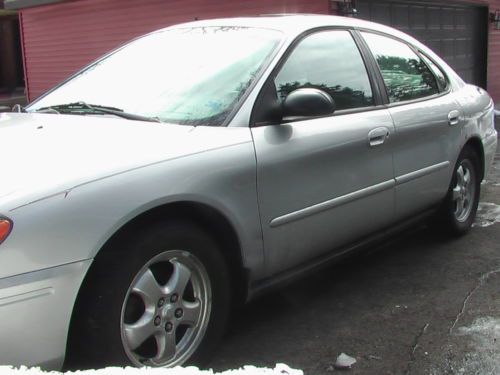 2005 ford taurus se 4dr.sedan-(strong v-6)(fully loaded)(moonroof)(4-new tires)!