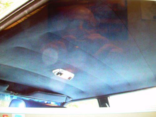 1979 Lincoln Towncar White Exterior with Navy Blue Leather Interior., image 16