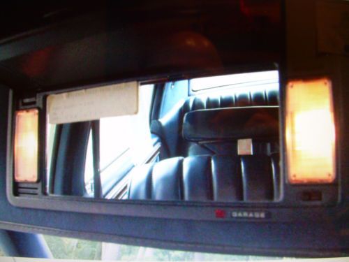 1979 Lincoln Towncar White Exterior with Navy Blue Leather Interior., image 17
