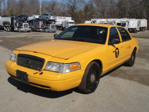 2010 ford crown victoria base sedan 4-door 4.6l ny retired taxi
