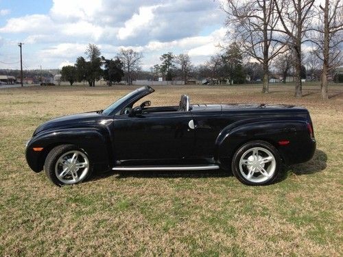 2004 chevrolet ssr!  bank repo! absolute auction! no reserve!