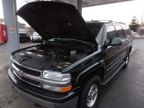 2001 chevrolet suburban 4wd lt leather sunroof 8.1 liter no rust anywhere video