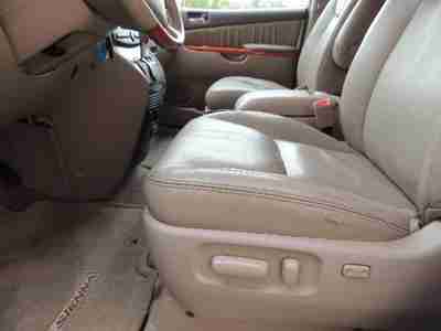 2006 Toyota Sienna XLE Limited  3.3L JBL AM/FM 6-CD Navi DVD 7 Passenger, image 10