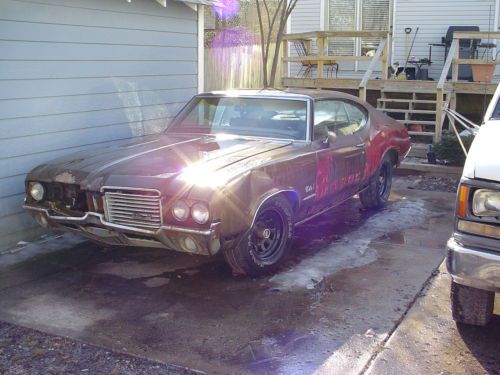 1972 cutlass s fastback