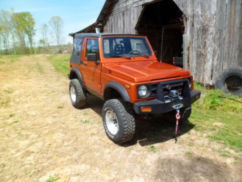 Suzuki samurai, 16 valve motor, 4x4, 5 speed, power steering, lockers