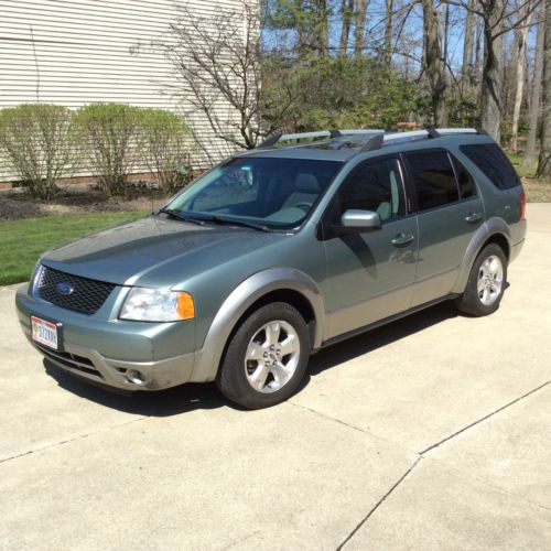 2007 ford freestyle 4-door 7 passenger 3.0liter v6 with cvt