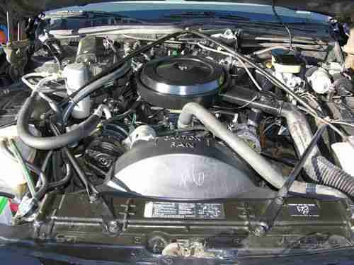 1992 CADILLAC FLEETWOOD BROUGHAM 20,902 ORIGINAL MILES BLACK W/GREY INTERIOR, image 3