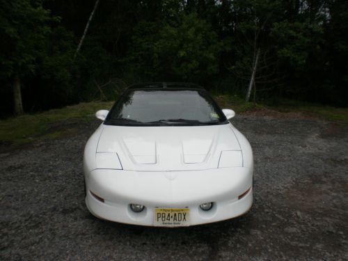 1995 pontiac firebird trans am coupe 2-door 5.7l