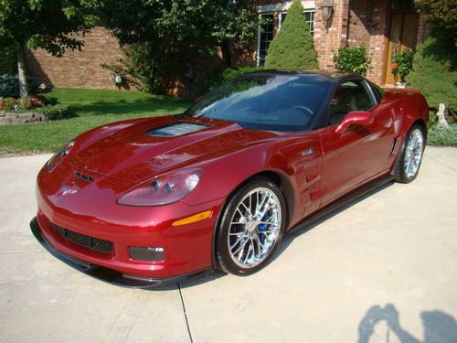 2011 corvette zr1, 820 miles, crystal red metallic over titanium leather, 638 hp