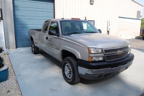 05 chevy duramax 6.6l 6600 v8 turbo diesel 4x4 ext cab allison tow hitch 06