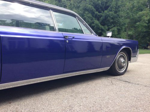 1966 Lincoln Continental LEHMANN PETERSON LIMO!! VERY STUNNING!! DRIVE IT HOME!!, image 9
