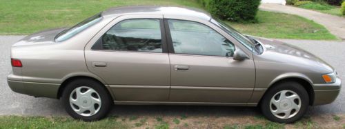 1999 toyota camry le sedan 4-door 3.0l 6 cylinder leather 1 owner no reserve