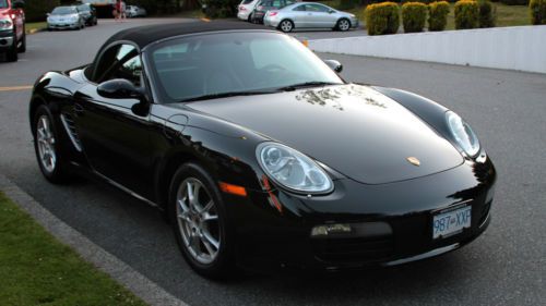 Porsche boxster 2005 immaculate triple black