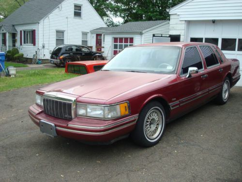 1991 lincoln town car base sedan 4-door 4.6l