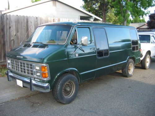 1985 dodge 250 ram van