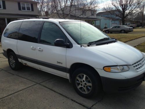 1998 plymouth voyager expresso mini passenger van 4-door 3.3l