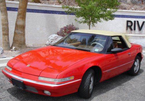 Buick reatta convertible