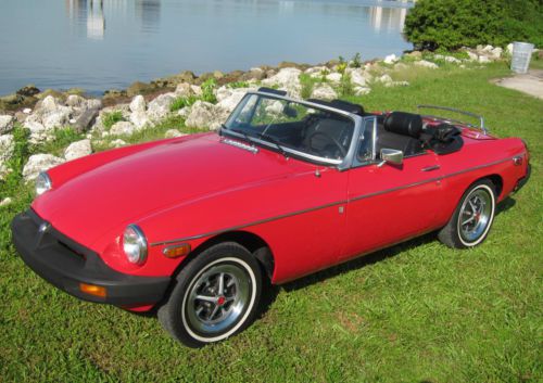 Beautiful red mgb roadster only 45k miles very clean well sorted runs great!!
