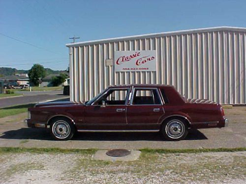 1985  lincoln  town  car  low  low  miles  33728  just  like  new