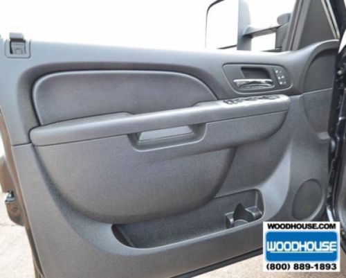 LTZ diesel 6.6L 4x4 chrome wheels tow hitch leather remote start Duramax 4WD, image 11