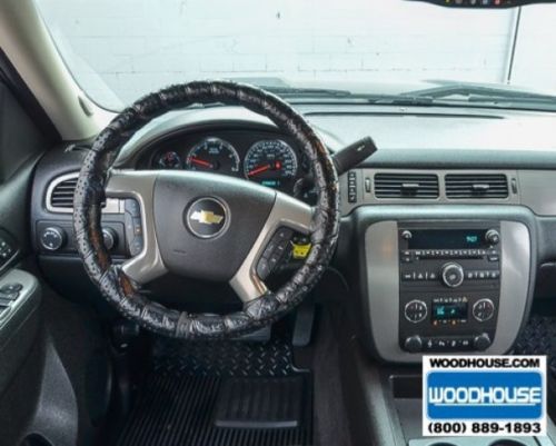 LTZ diesel 6.6L 4x4 chrome wheels tow hitch leather remote start Duramax 4WD, image 14