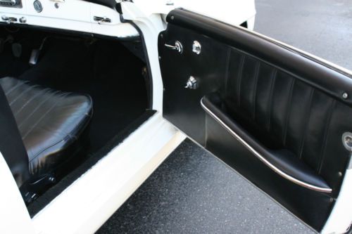 1961 Mercedes 190 SL  Same owner last 32 years soft and hard tops!, image 6