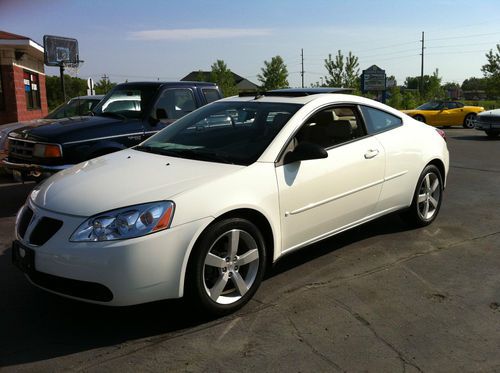 2006 pontiac g6 gtp coupe 2-door 3.9l 6-spd manual 78k miles $8,000 o.b.o.