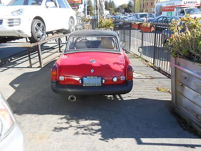 1974 mg mgb, perfect for restoration, engine and clutch good