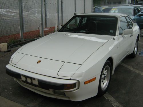 1983 porsche 944