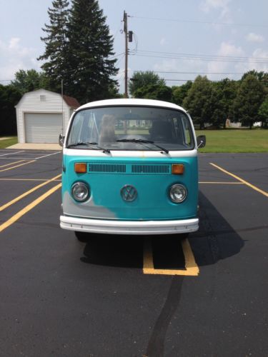 1973 volkswagen bus