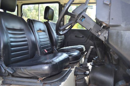 Land Rover Defender 110 oneten 3 door truck 4x4 south africa import legal gas V8, image 14