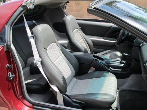 1995 One owner Chevy Camaro T-Tops Auto with Low 40K.Original Miles Must see!, US $4,999.99, image 15