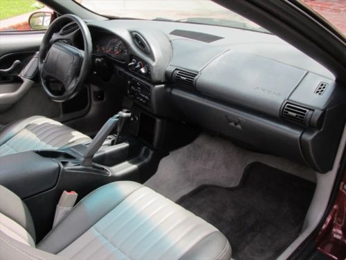 1995 One owner Chevy Camaro T-Tops Auto with Low 40K.Original Miles Must see!, US $4,999.99, image 22