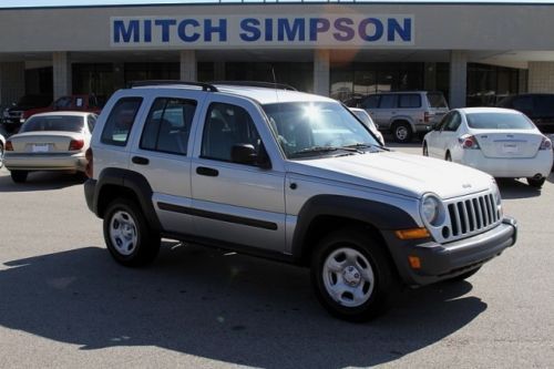 2007 jeep liberty sport  3.7l auto  lifetime southern jeep  nice suv!!