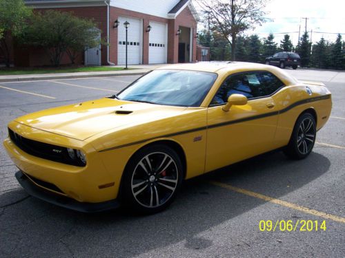 Dodge challenger yellow jacket limited edition