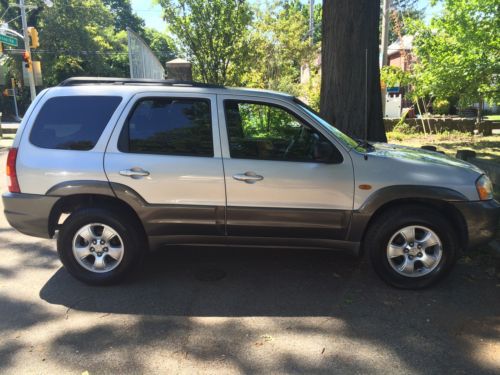 2004 mazda tribute es sport utility 4-door 3.0l