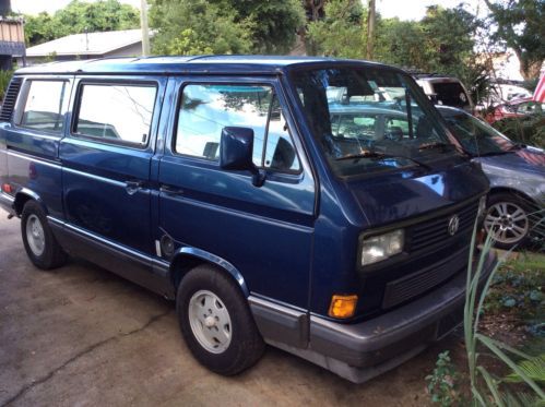 Volkswagen vanagon   1991  carat version