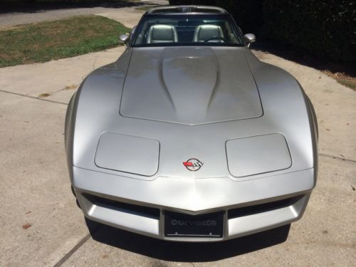 1982 Chevrolet Corvette Collector's Edition Hatchback 2-Door 5.7L, US $14,000.00, image 3
