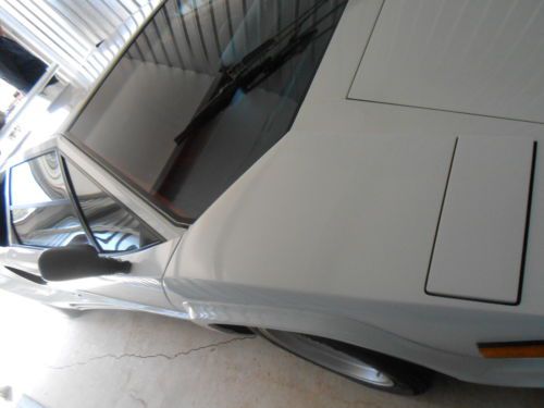 1988 lamborghini countach 5000s quatrovalve ,mint 2 owner car ,runs perfect