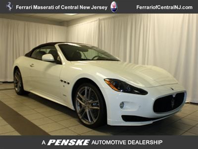 2dr maserati granturismo convertible sport 4.7l low miles automatic gasoline 4.7