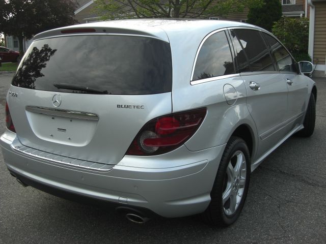 2010 mercedes-benz r-class