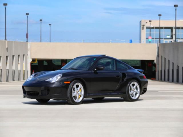 Porsche 911 turbo s coupe 2-door