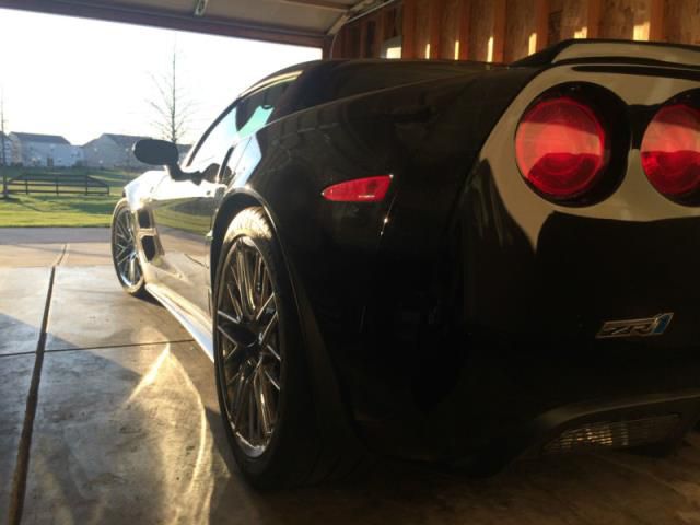 2009 chevrolet corvette zr1 coupe 2-door