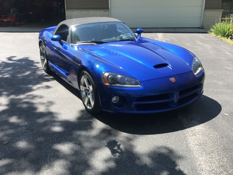 2006 dodge viper srt-10