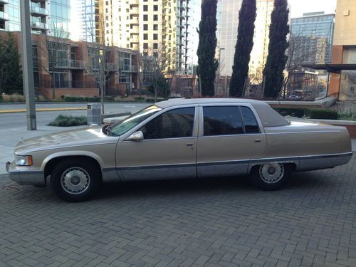 1996 cadillac fleetwood brougham original 45k miles, mint condition