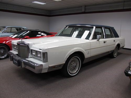 1987 lincoln sail america stars and stripes lincoln town car - excellent cond.