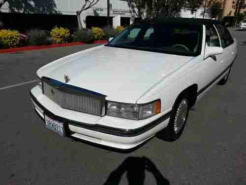 1996 Cadillac DeVille Base Sedan 4-Door 4.6L, image 2