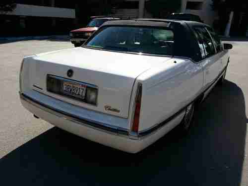 1996 Cadillac DeVille Base Sedan 4-Door 4.6L, image 5