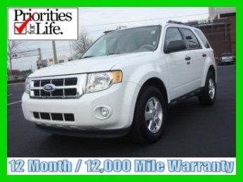 2011 xlt small suv traction premium